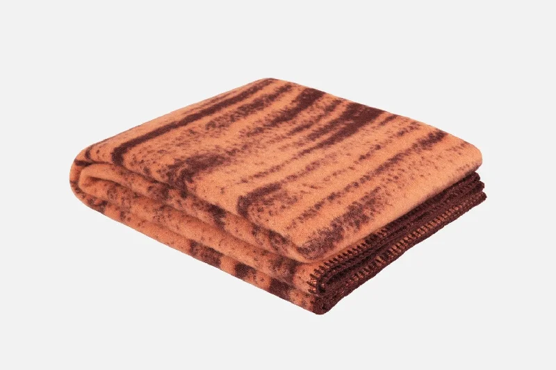 Glitch Coral / Rust Red Throw