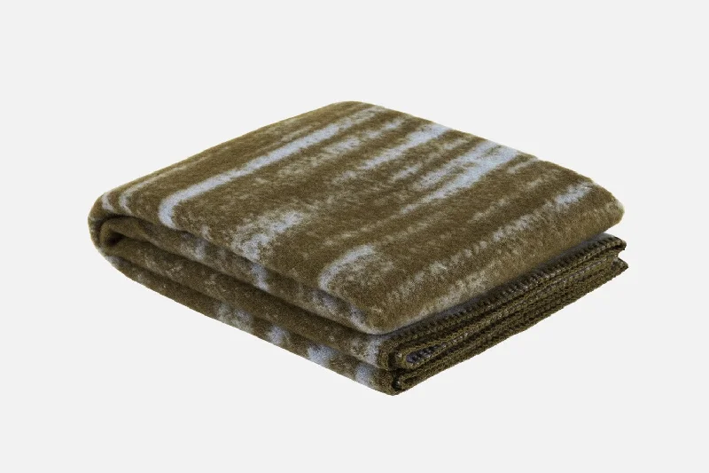 Glitch Powder Blue / Olive Green Throw