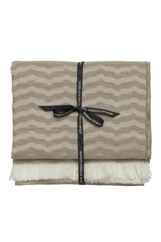 Wavy Pattern Wool Throw | Andrew Martin Fosca