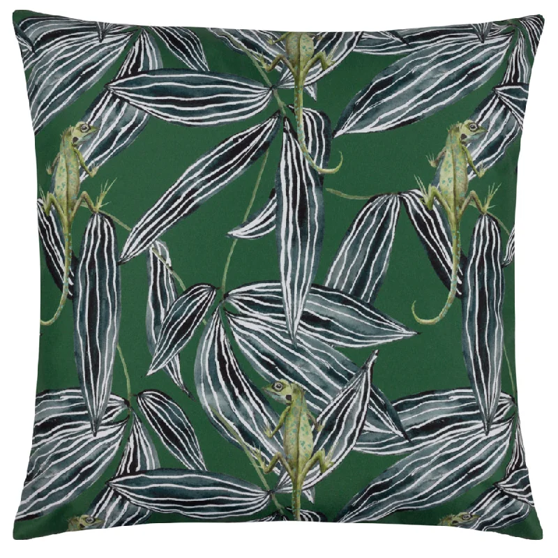 Ebon Wilds Zuri Outdoor Cushion Green